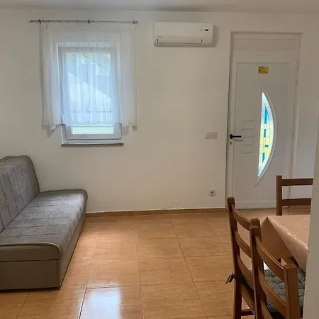 Apartment Villa Popic - Apartmany Monika Baska Voda