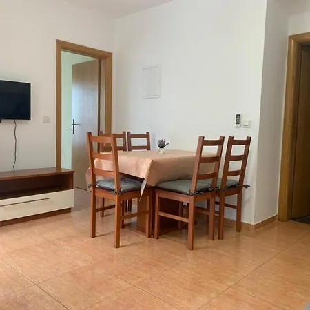 Apartment Villa Popic - Apartmany Monika *